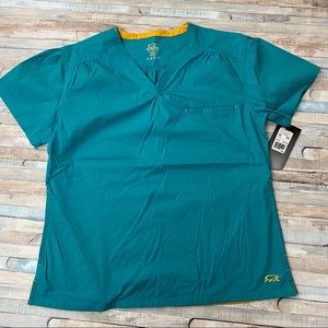 New Iguanamed Scrub top teal Large